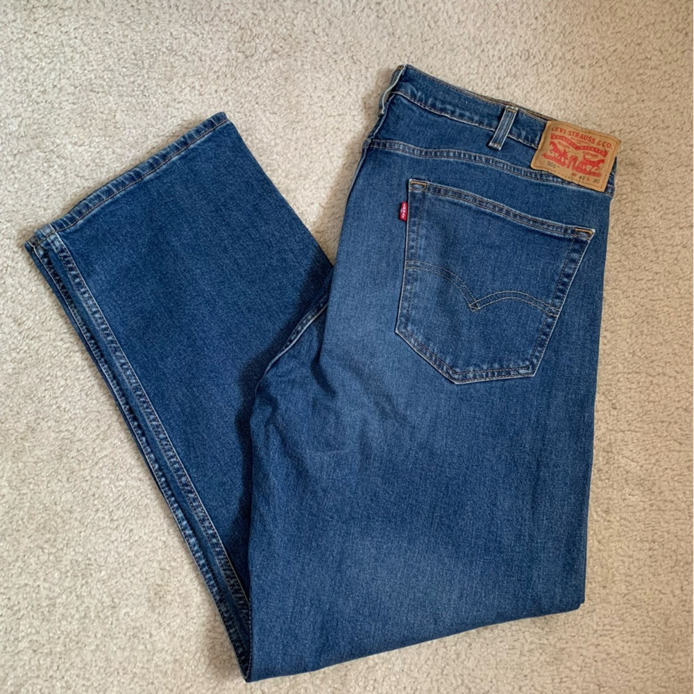 Levi's Strauss Medium Dark Wash Cotton Blue Jeans 505 Regular Fit 42 x 30